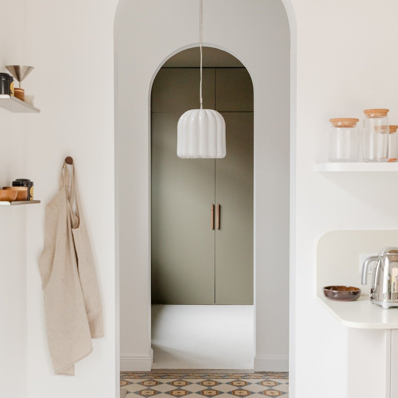The large Cannelle pendant light