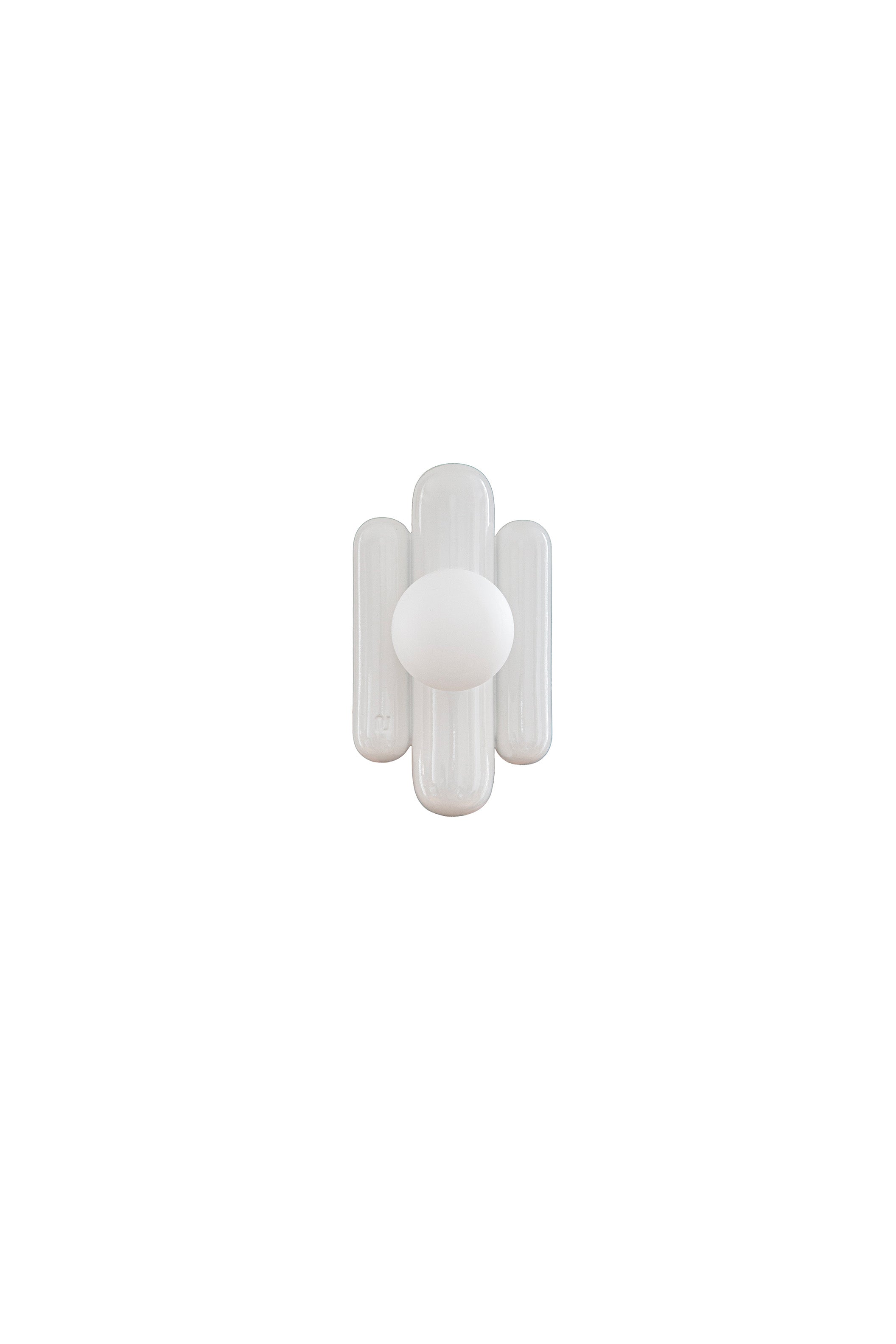 The Madeleine wall light - Cream