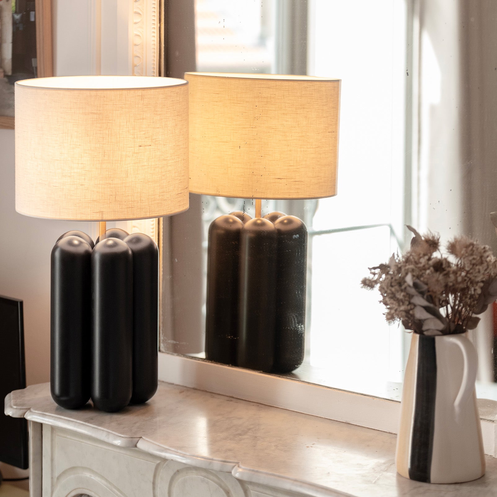 The Charlotte Lamp - Black