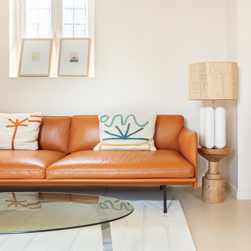 The large Charlotte Lamp - Cream White