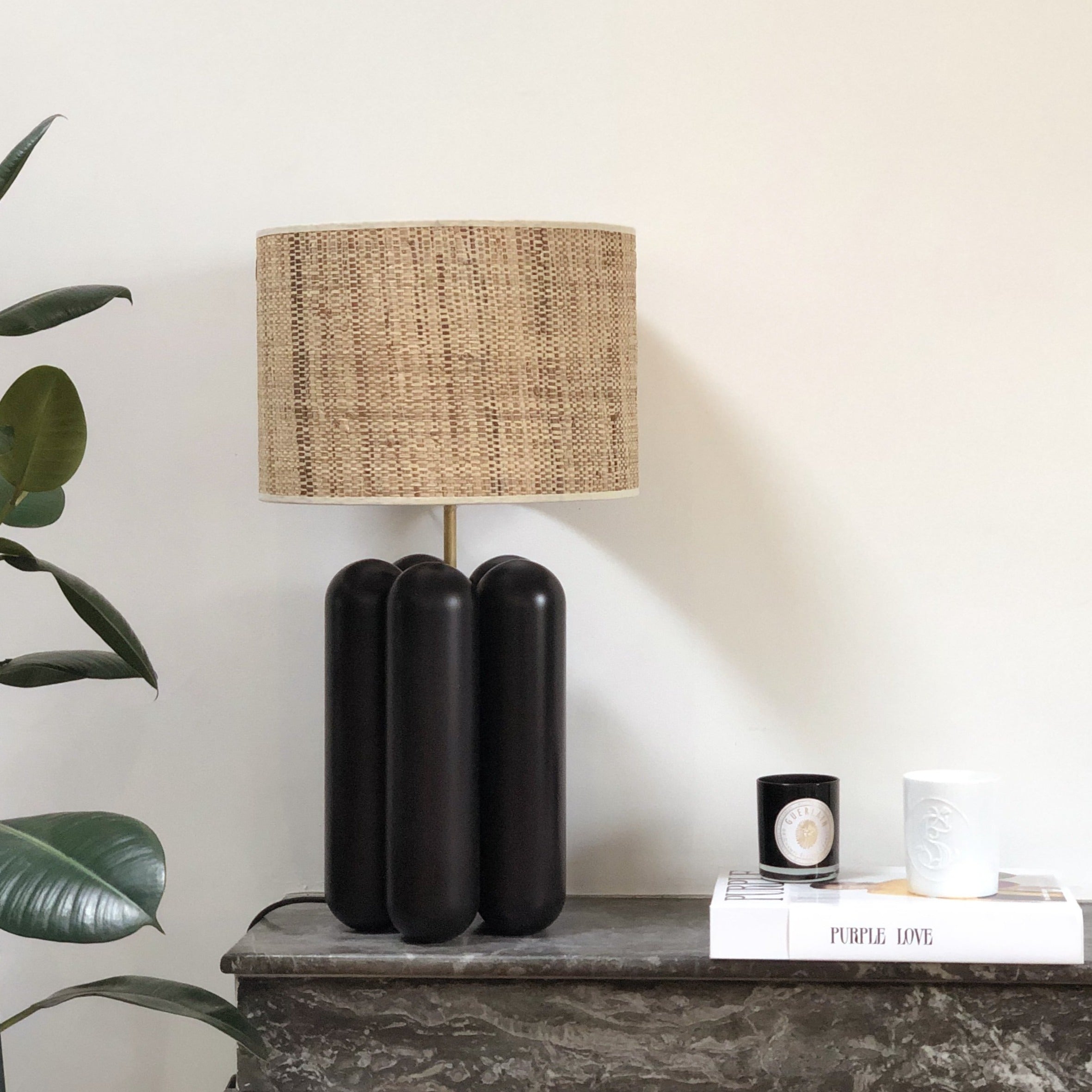 The large Charlotte Lamp - Black